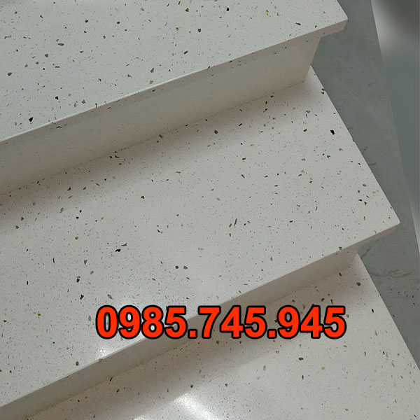 Cầu thang Terrazzo đá thạch anh